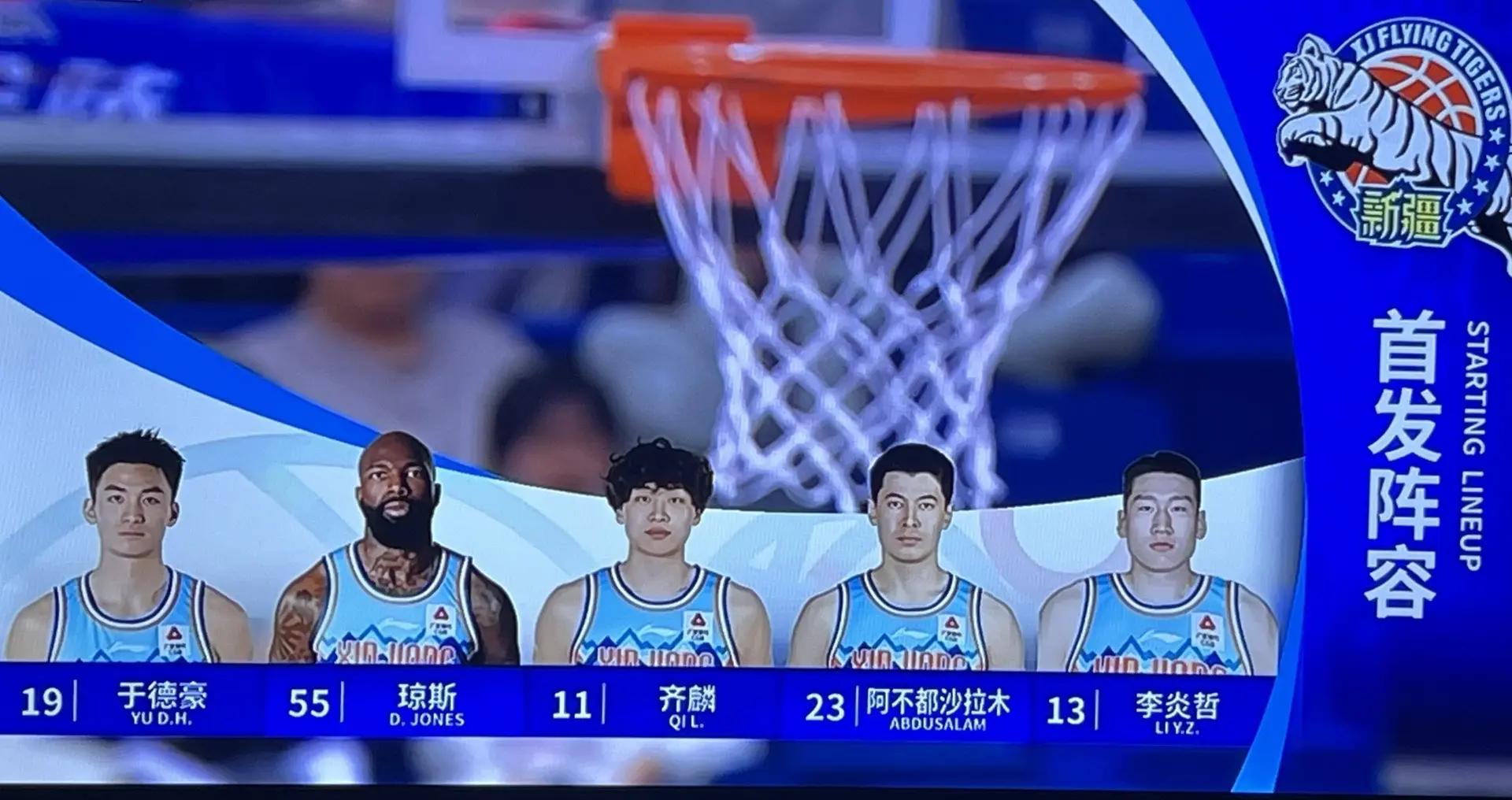 开云中国大陆-包含场上显神威：王强的三分命中率达到36%，一举奠定胜局的词条