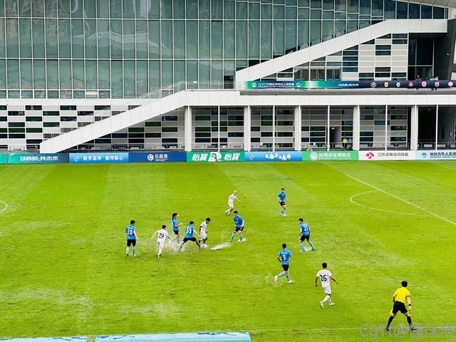 关于中超联赛场馆布局优化，提升比赛环境体验的信息